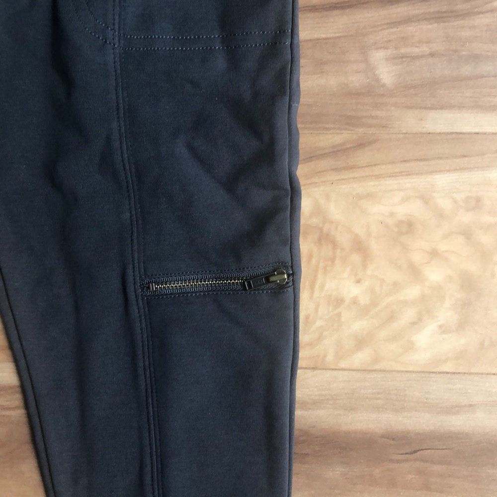 Matilda Jane charcoal zip zip Woman’s leggings - Picture 5 of 8